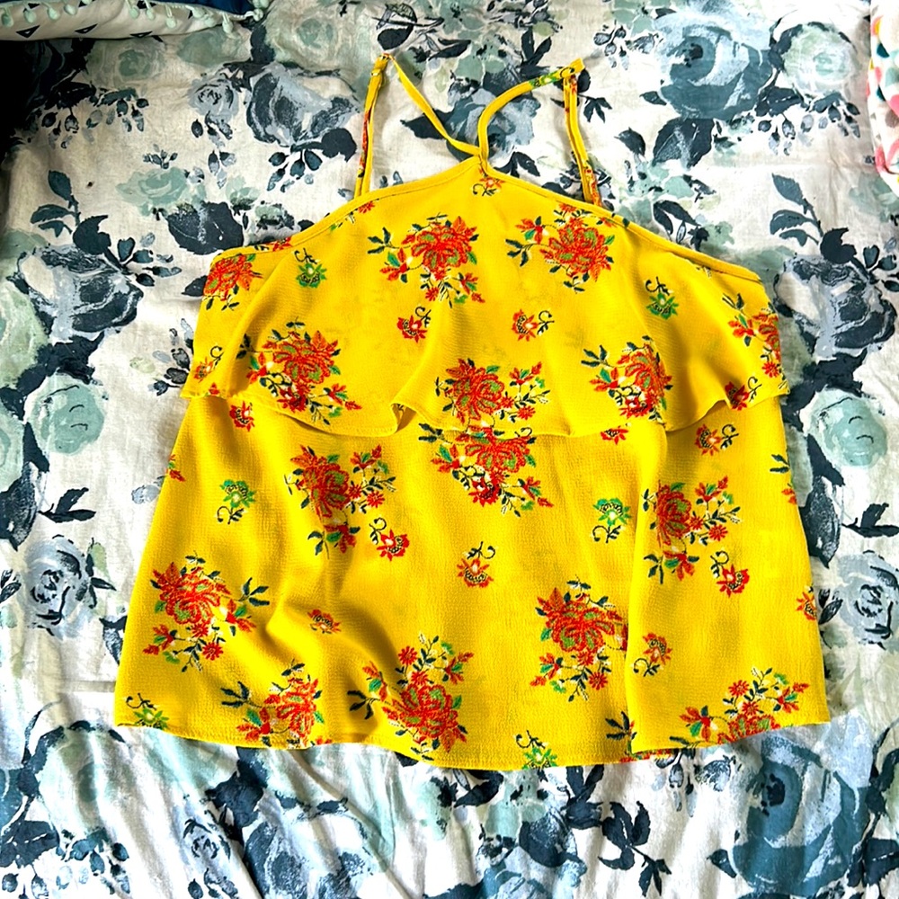 Lily White Yellow Floral Print Flowy Top - Sz L